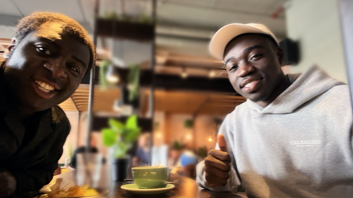Damienus Reverson en Derrick